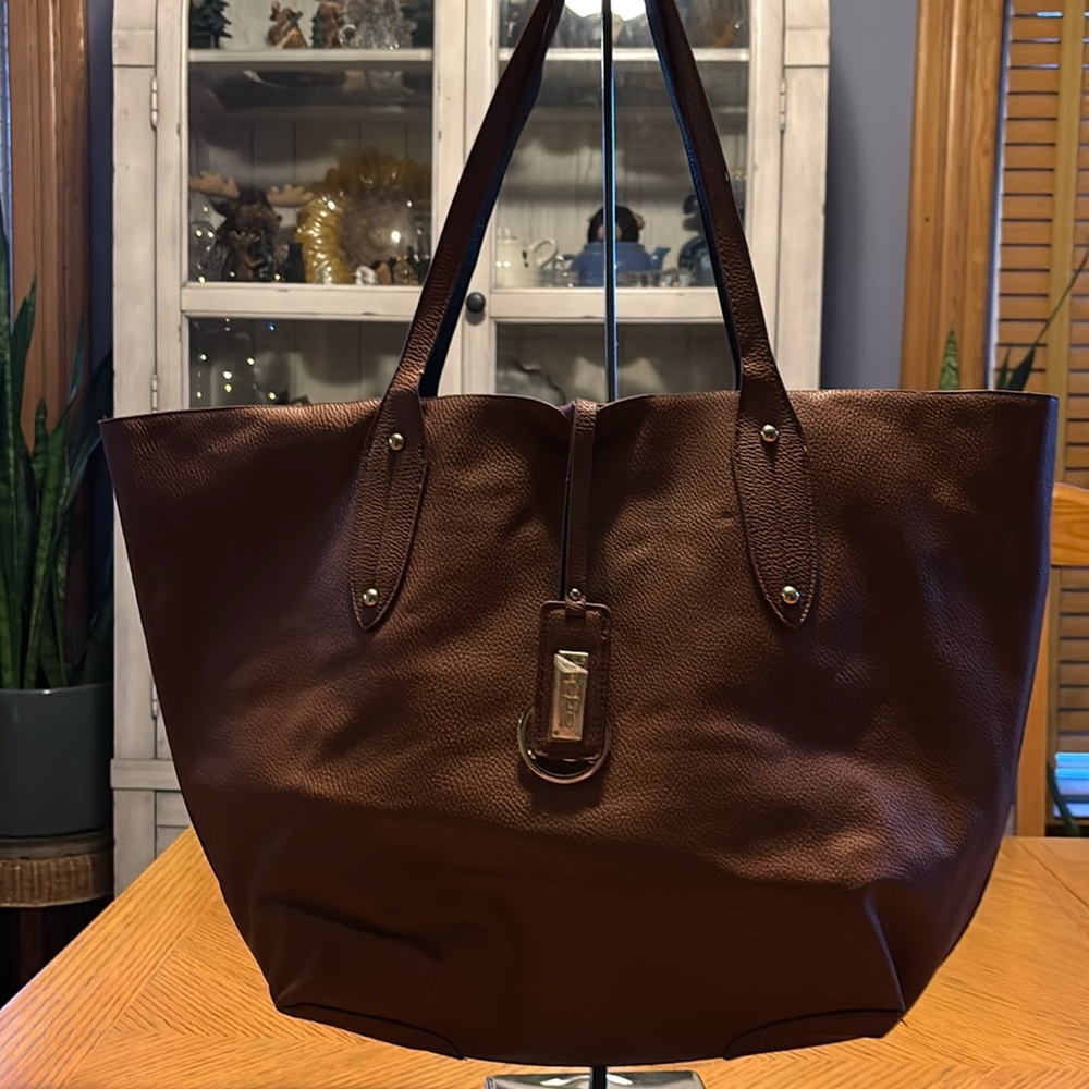 Bebe Large Tote Euc - image 1